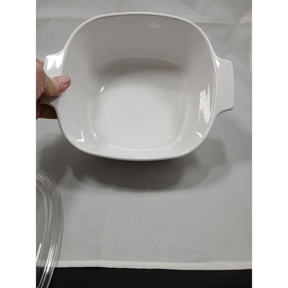Vintage Corning Ware White Casserole A-3-B 3 Liter Dish With Clear Lid - Picture 6 of 6